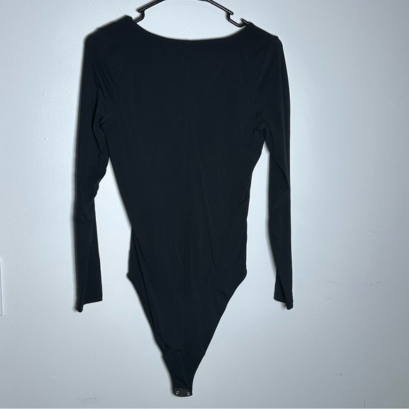 Everlane Classic Black Long Sleeve V-neck Bodysuit‎ Womens M Capsule Minimalist - Picture 7 of 11